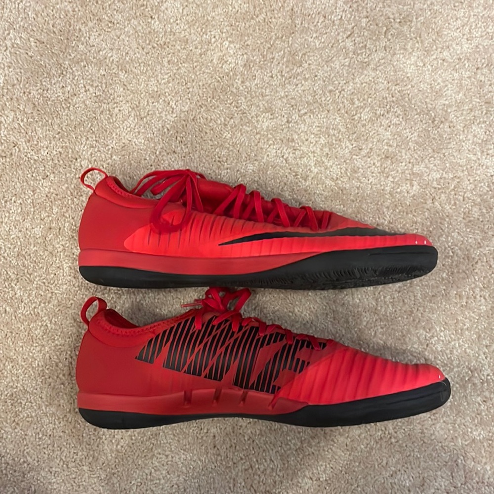 Nike Mercurial X indoor soccer shoes size 11.5 US